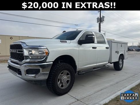 Used 2024 RAM 3500 Tradesman w/ Chrome Appearance Group image 23