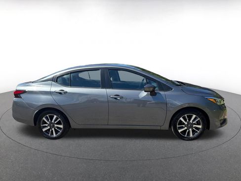 Used 2025 Nissan Versa SV FWD image 15