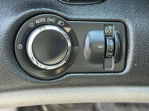 Used 2016 Chevrolet Malibu LS FWD image 9