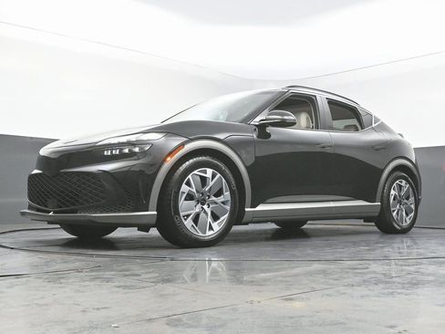 Used 2024 Genesis GV60 RWD image 55