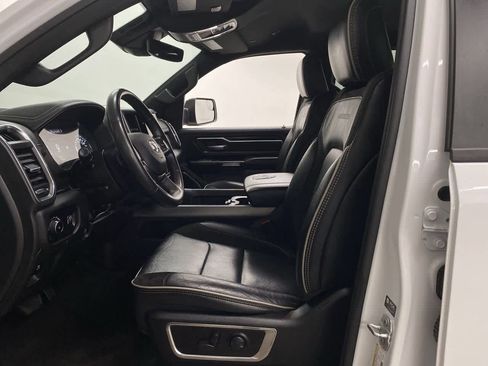 Used 2024 RAM 1500 Laramie image 14