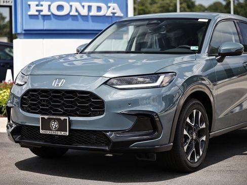 New 2026 Honda HR-V EX-L image 2