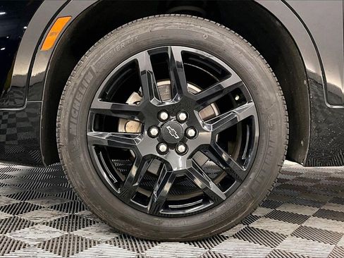 Used 2019 Chevrolet Blazer Premier w/ LPO, Sport Package image 8