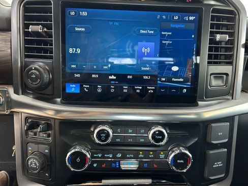 Used 2024 Ford F150 Lariat w/ FX4 Off-Road Package AWD/4WD image 14