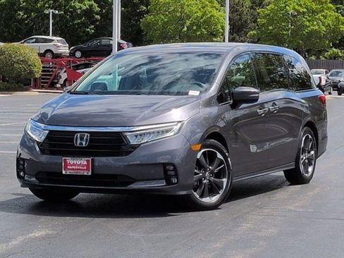 Used 2023 Honda Odyssey Elite image 2