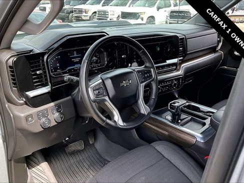Used 2023 Chevrolet Silverado 1500 LT Trail Boss w/ Protection Package image 16