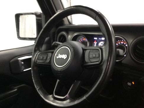Used 2022 Jeep Wrangler Unlimited Sport AWD/4WD image 38