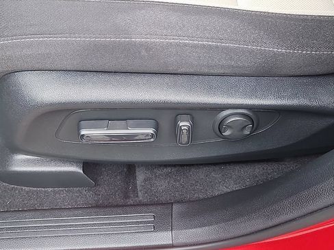 Used 2024 Honda CR-V EX image 19