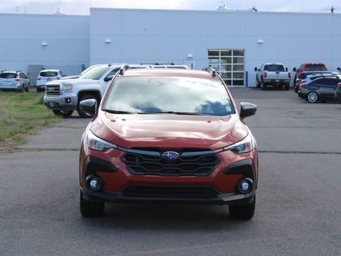 Used 2024 Subaru Crosstrek 2.0i Premium w/ Popular Package #4 image 9
