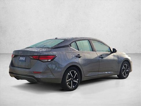 Used 2024 Nissan Sentra SV image 5