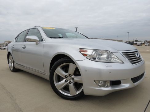 Used 2011 Lexus LS 460 image 2