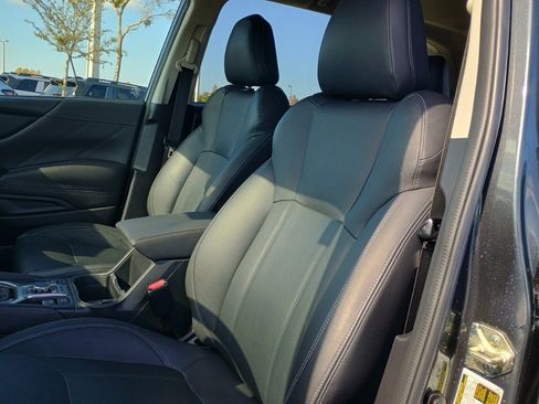 Used 2019 Subaru Forester Limited w/ Popular Package #3 image 14