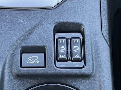 Used 2022 Subaru Crosstrek 2.0i Premium w/ Moonroof Package image 24