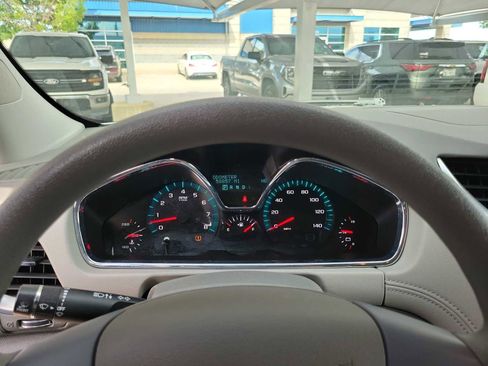 Used 2017 Chevrolet Traverse LS FWD image 22