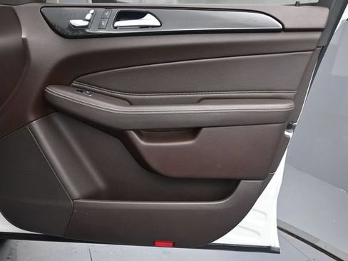 Used 2018 Mercedes-Benz GLE 350 image 29