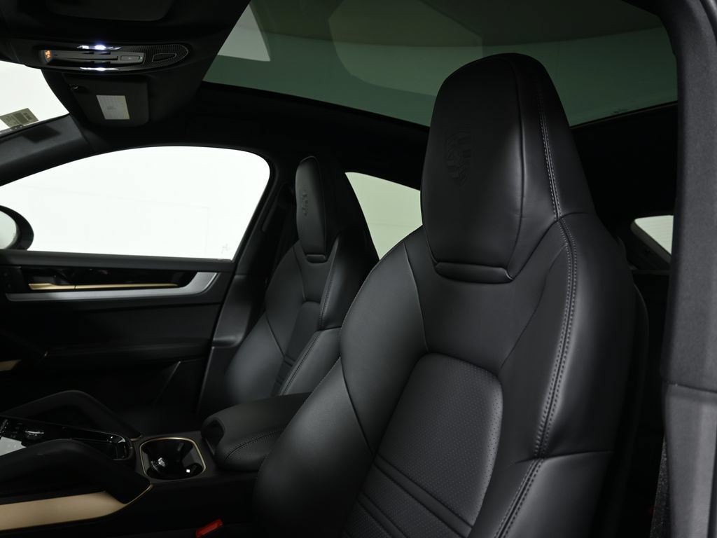 Used 2026 Porsche Cayenne Coupe AWD/4WD image 15