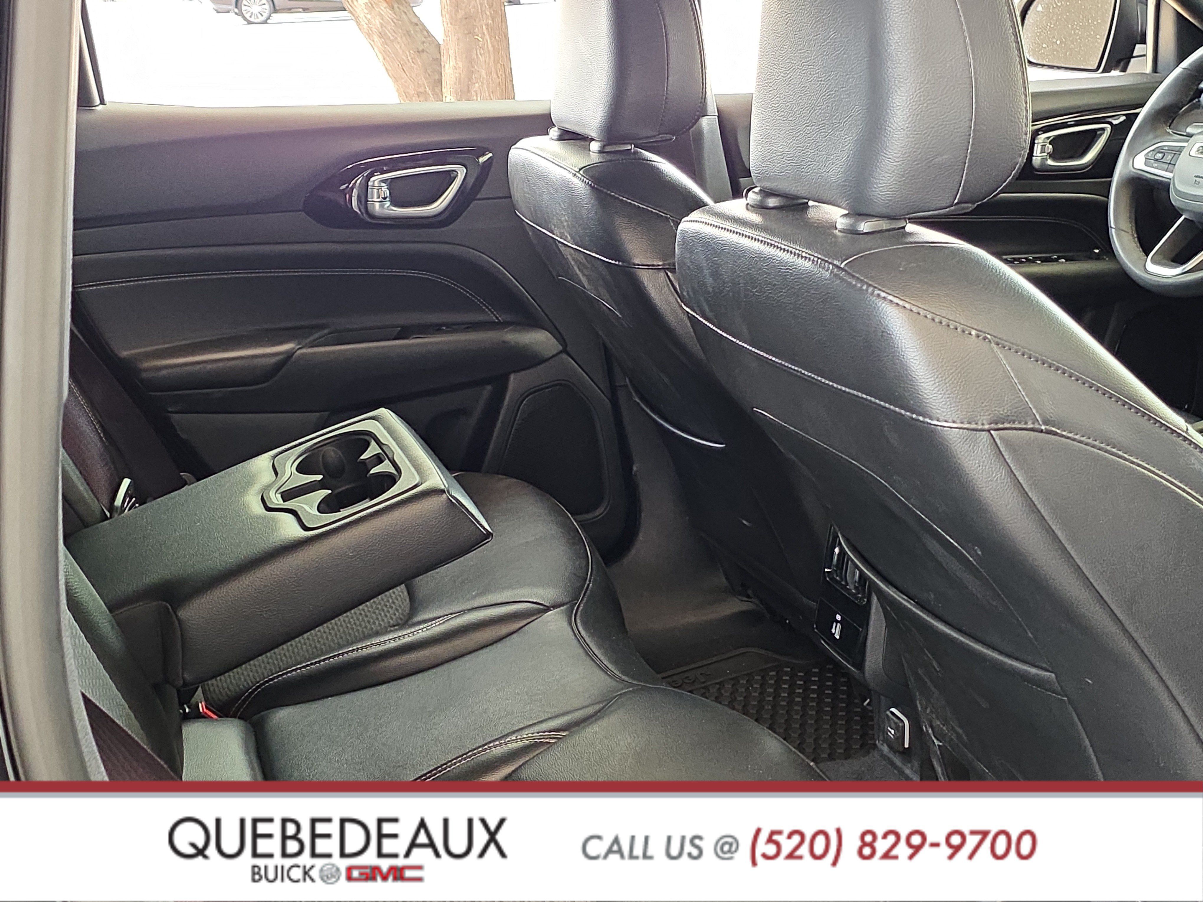 Used 2023 Jeep Compass Latitude w/ Convenience Group AWD/4WD image 20