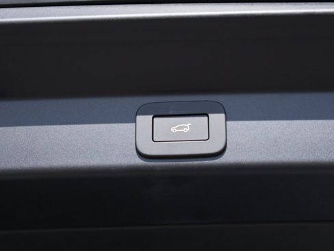 New 2025 Land Rover Range Rover Sport Dynamic SE image 35