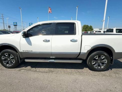 Used 2021 Nissan Titan Platinum Reserve w/ Moonroof Package AWD/4WD image 5