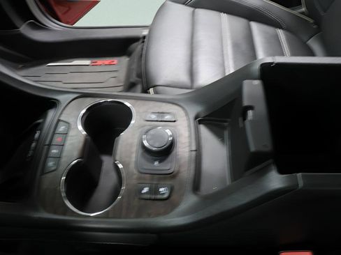 Used 2023 GMC Acadia Denali image 21