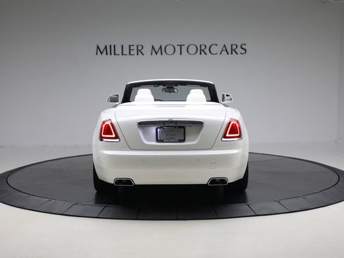 Certified 2018 Rolls-Royce Dawn image 8