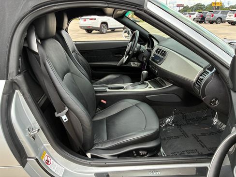Used 2003 BMW Z4 3.0i RWD image 13