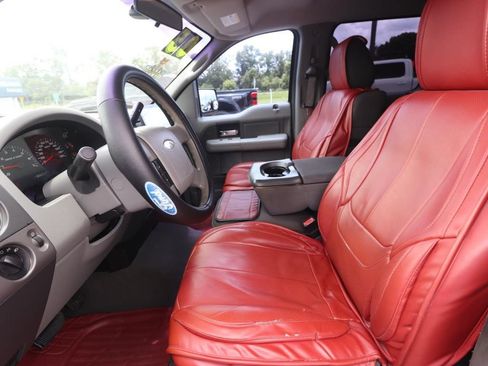 Used 2005 Ford F150 XLT RWD image 2