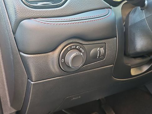 Certified 2024 Dodge Durango GT image 26