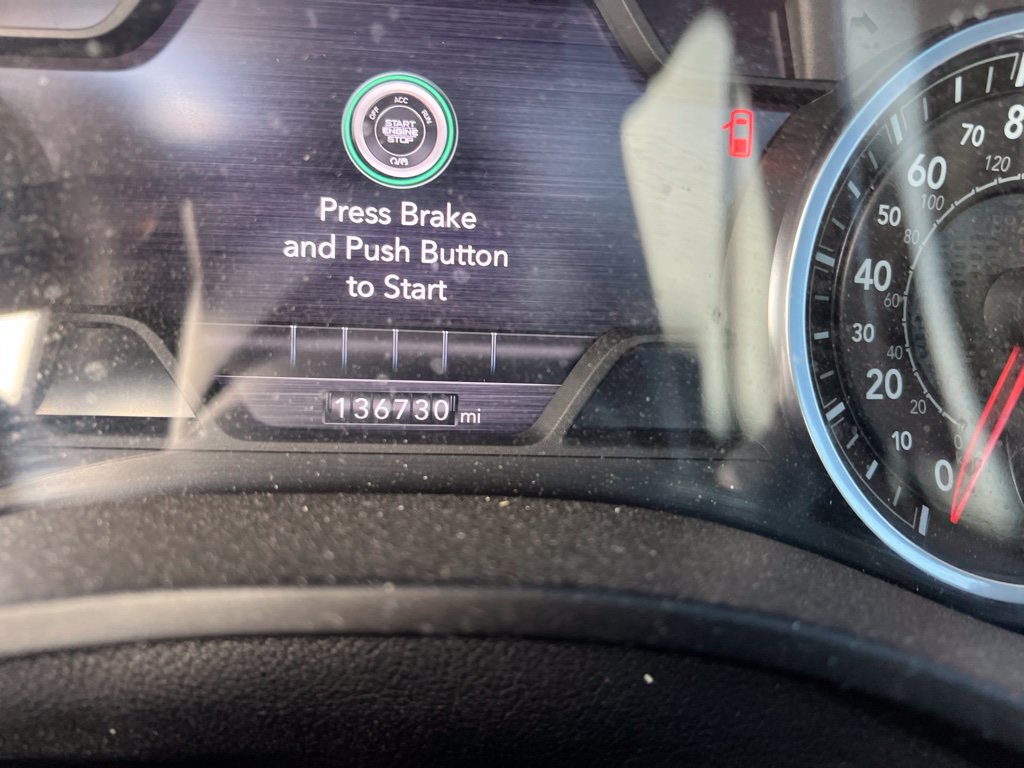 Used 2020 RAM 1500 Laramie w/ Sport Appearance Package AWD/4WD image 11