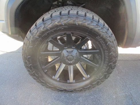 Certified 2025 GMC Canyon AT4 w/ Technology Plus Package image 14