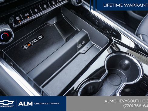 New 2026 Chevrolet Suburban Premier RWD image 41