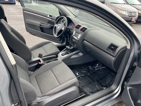 Used 2007 Volkswagen Rabbit 2-Door image 21
