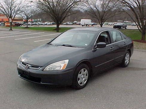 Used 2005 Honda Accord LX image 4