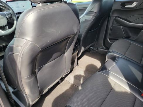 Used 2024 Ford Escape SE image 26