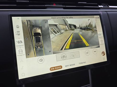 New 2025 Land Rover Range Rover SE AWD/4WD image 24