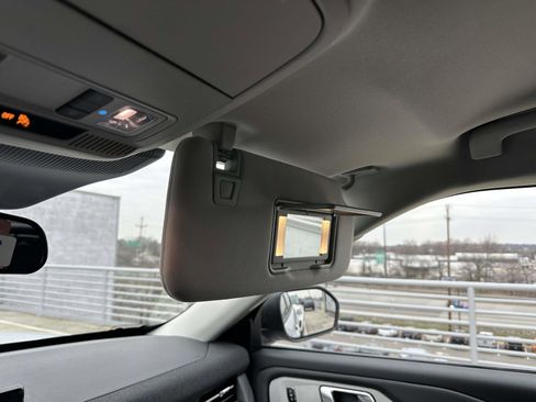 New 2026 Ford Explorer Active w/ Active Comfort Package image 16