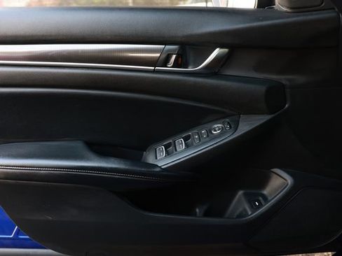 Used 2018 Honda Accord Sport image 44