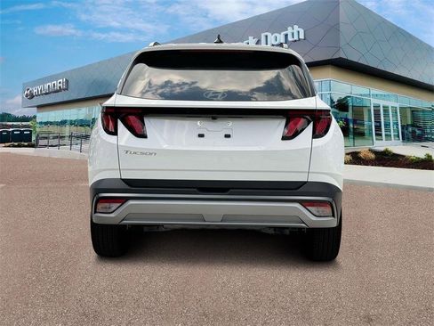 Certified 2025 Hyundai Tucson SEL image 6