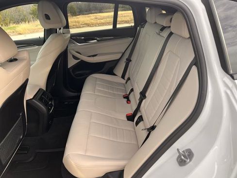 Used 2024 BMW X4 M40i image 29