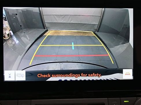 Used 2025 Toyota Grand Highlander AWD image 22