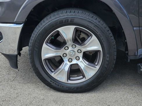 Used 2021 RAM 1500 Laramie AWD/4WD image 9