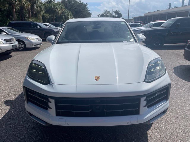 Used 2024 Porsche Cayenne S AWD/4WD image 6