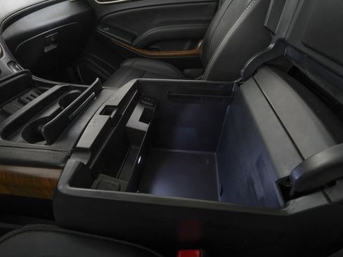 Used 2019 GMC Yukon XL Denali w/ Denali Ultimate Package RWD image 31
