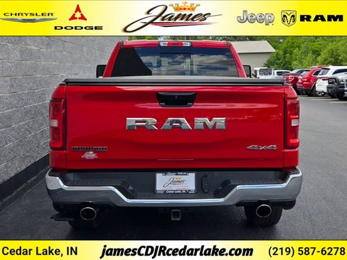 Used 2025 RAM 1500 Big Horn AWD/4WD image 4
