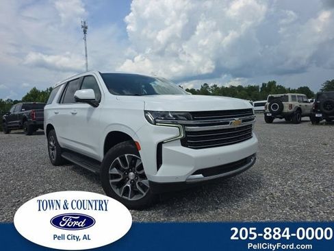 Used 2021 Chevrolet Tahoe LT w/ LT Signature Package RWD image 1
