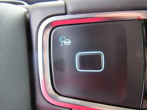 Used 2025 Ford Expedition Active AWD/4WD image 14