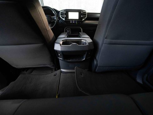 Used 2022 Toyota Tundra SR5 image 22