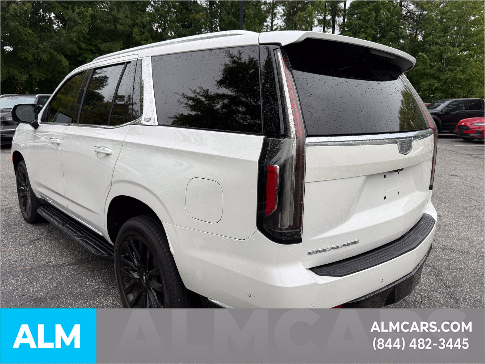 Used 2022 Cadillac Escalade Premium Luxury AWD/4WD image 14