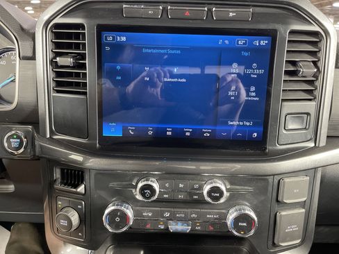 Used 2022 Ford F150 XLT w/ Equipment Group 302A High image 23