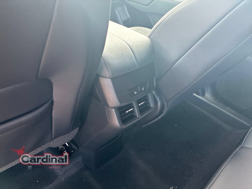 New 2027 GMC Terrain AT4 w/ Convenience Package III AWD/4WD image 16